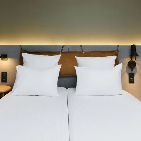 Szálloda Moxy 3*